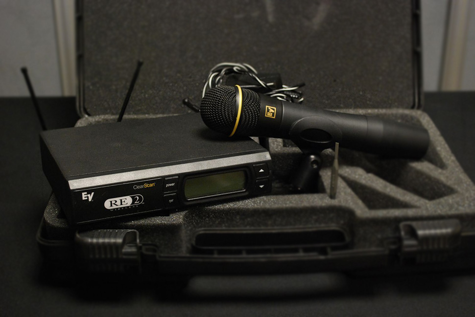 Electro Voice RE-2 میکروفن بیسیم