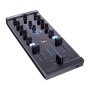 دی جی کنترلر نیتیو اینسترومنتز Native Instruments Traktor Kontrol Z1