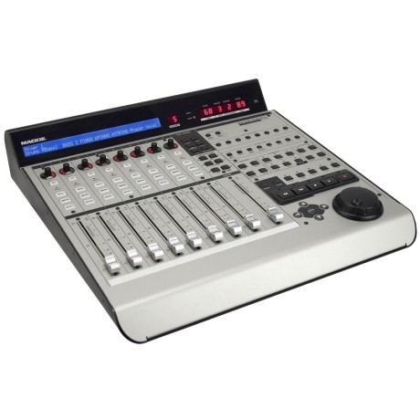 کنترلر نرم افزار مکی Mackie Control Universal Pro