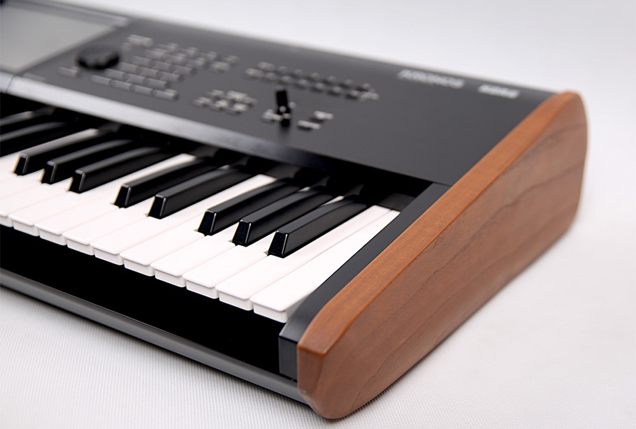 KORG Kronos 2 73 ورک استیشن