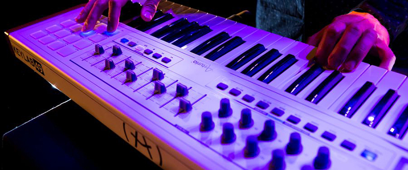 Arturia KeyLab 49 میدی کنترلر
