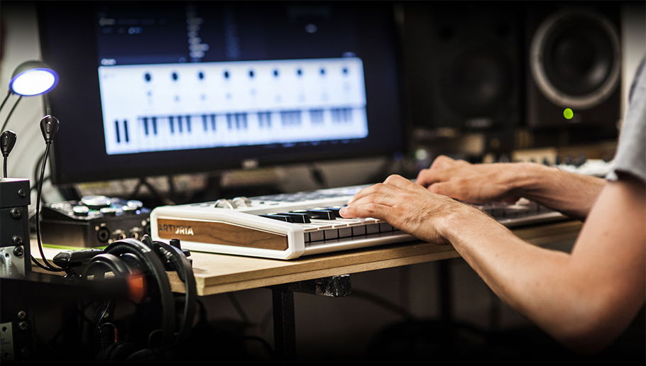 Arturia KeyLab mkII 49 میدی کنترلر