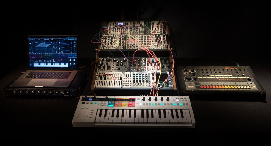 میدی کنترلر Arturia KeyStep Pro 37