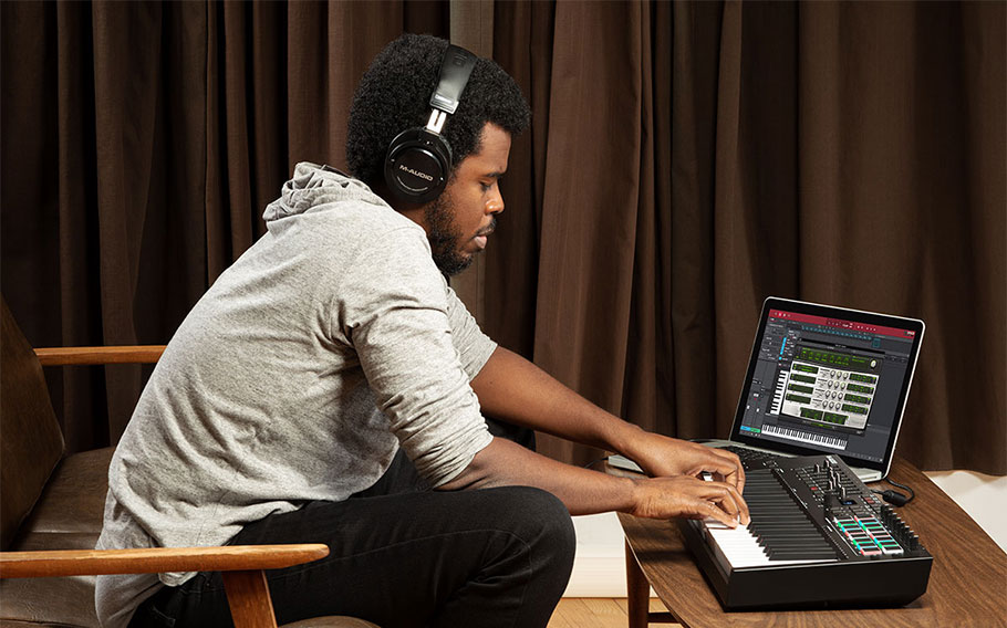 میدی کنترلر M-Audio Oxygen Pro 49