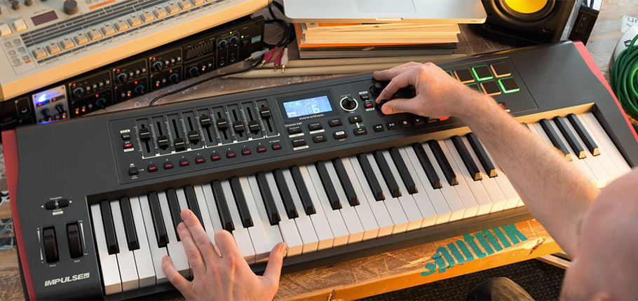 Novation Impulse 49 میدی کنترلر