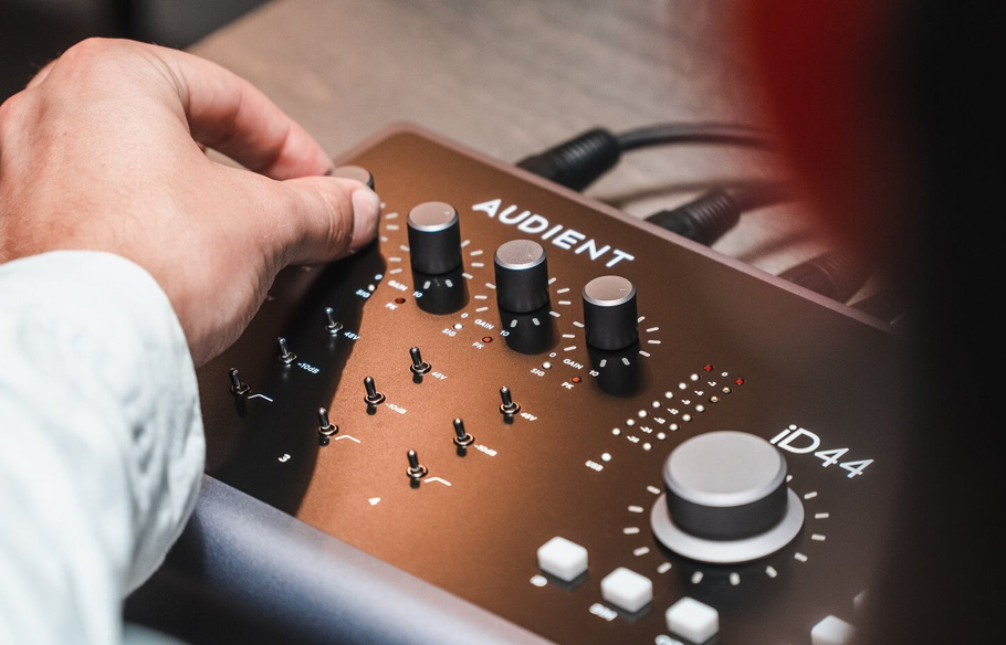 کارت صدا Audient iD44 MKII
