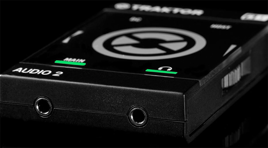 Native Instruments Traktor Audio 2 Mk2 کارت صدا